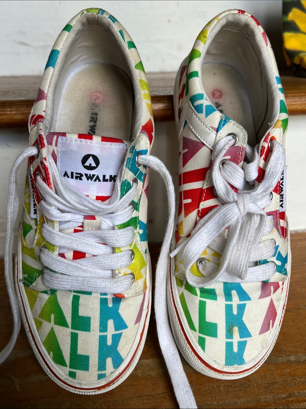 Airwalk Alya-J Rainbow Print Tennis Sneaker Shoes. Letter Print - size 7.5